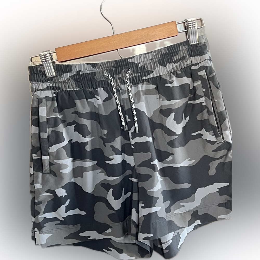 Athleta Gray Camouflage Shorts
